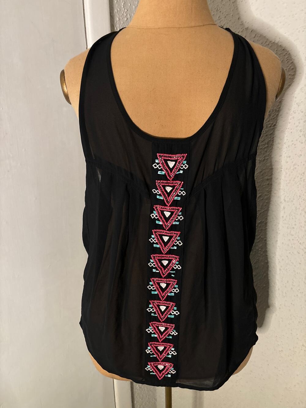 Bershka Black/Red Sheer Beaded Racerback Tank S Bohemian Dopamine Quiet Luxury